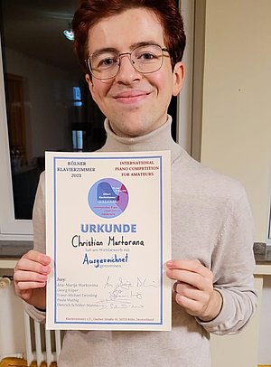 Christian Martorana, Preisträger des internationalen Klavierwettbewerbs für Amateure "Kölner Klavierzimmer 2023"